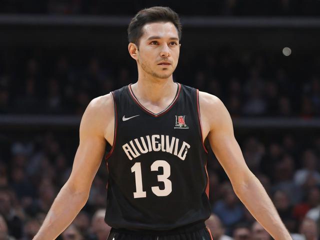 开云体育_ NBA季后赛前瞻：谁将成为黑马？，nba季后赛开赛