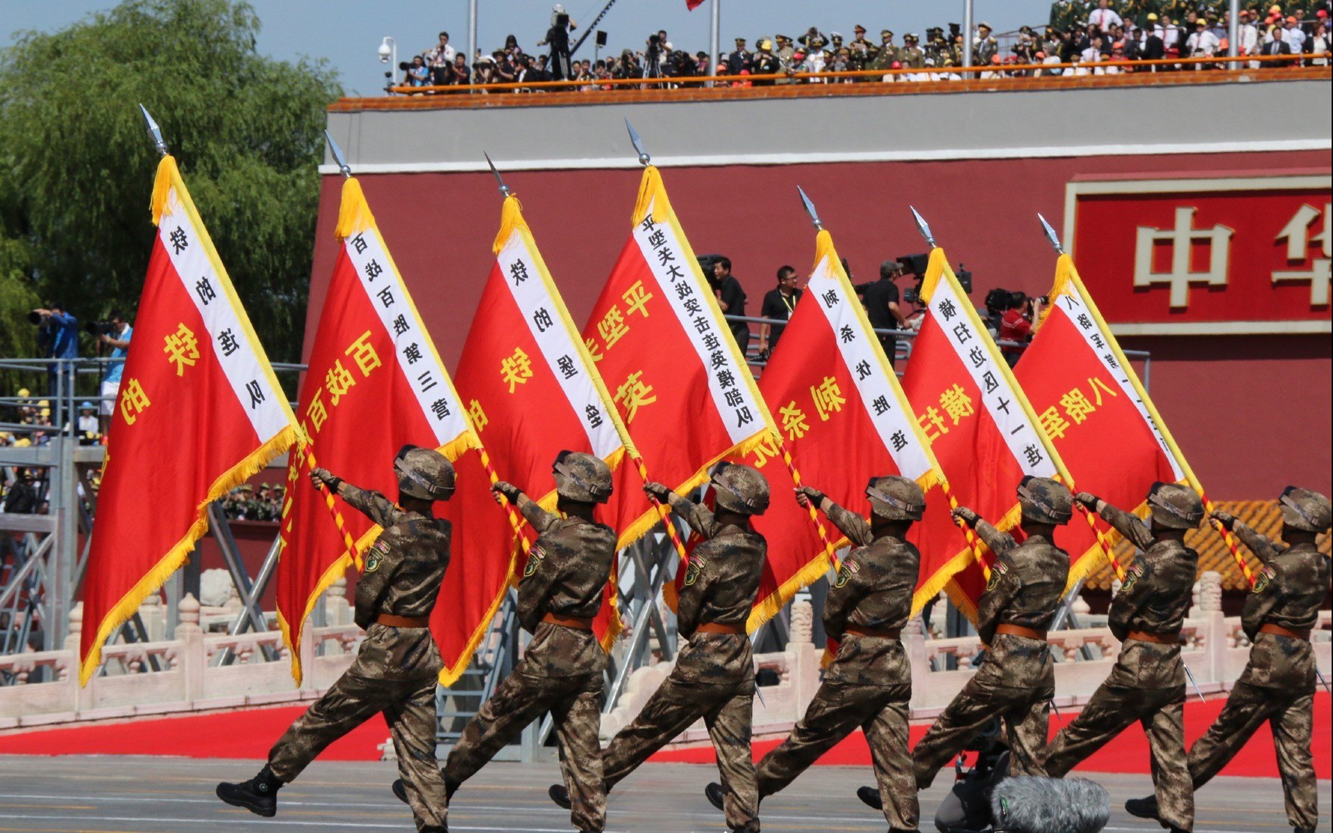 高校篮球引进先进训练理念促进技术创新，篮球人才培养方案