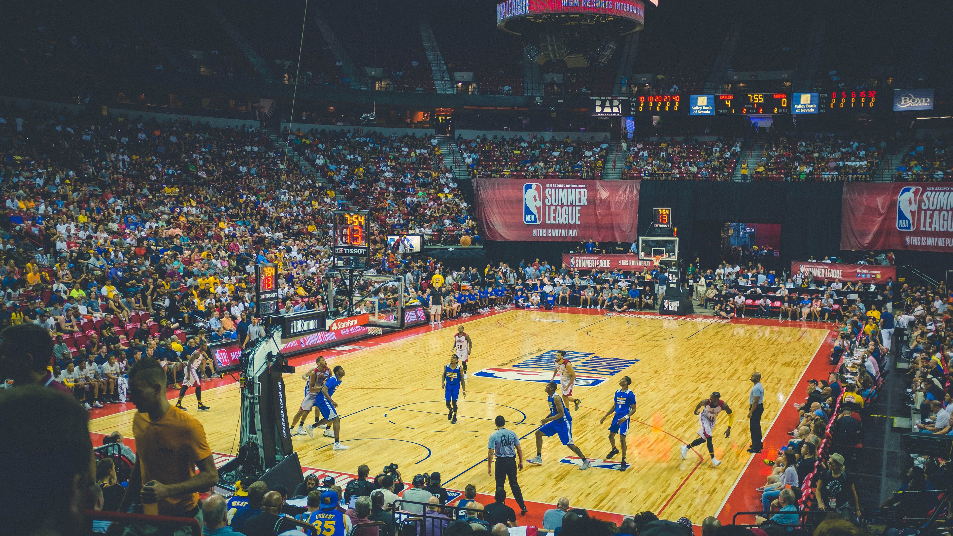 开云体育官网下载-青少年篮球培训基地全面升级，青少年篮球培训招生简章